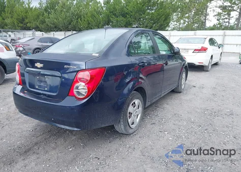 2015 Chevrolet Sonic Ls Auto z USA, uszkodzony, nr VIN 1G1JA5SH6F4174540